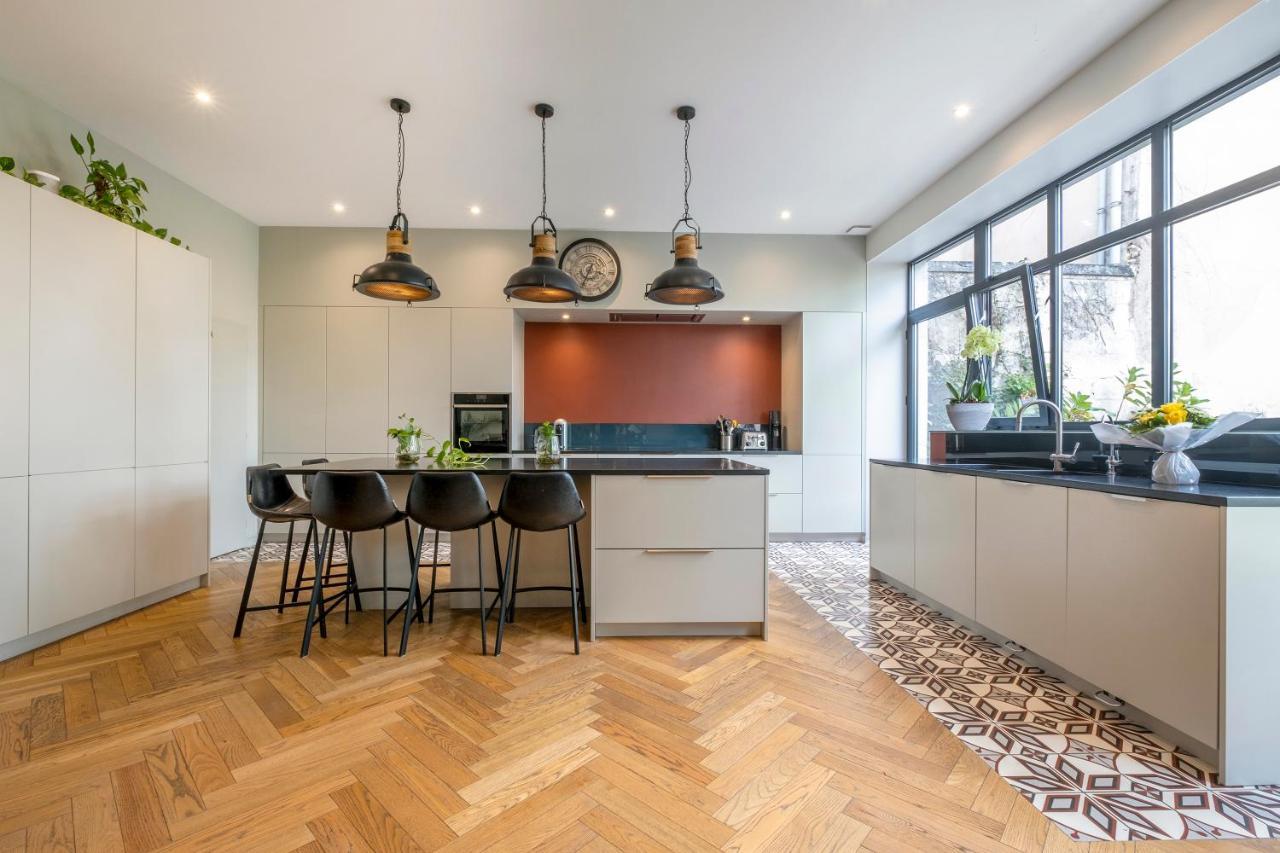 Escale Rochelaise, Gite Urbain Avec Spa Bain Nordique Et Sauna Tonneau La Rochelle  Eksteriør billede